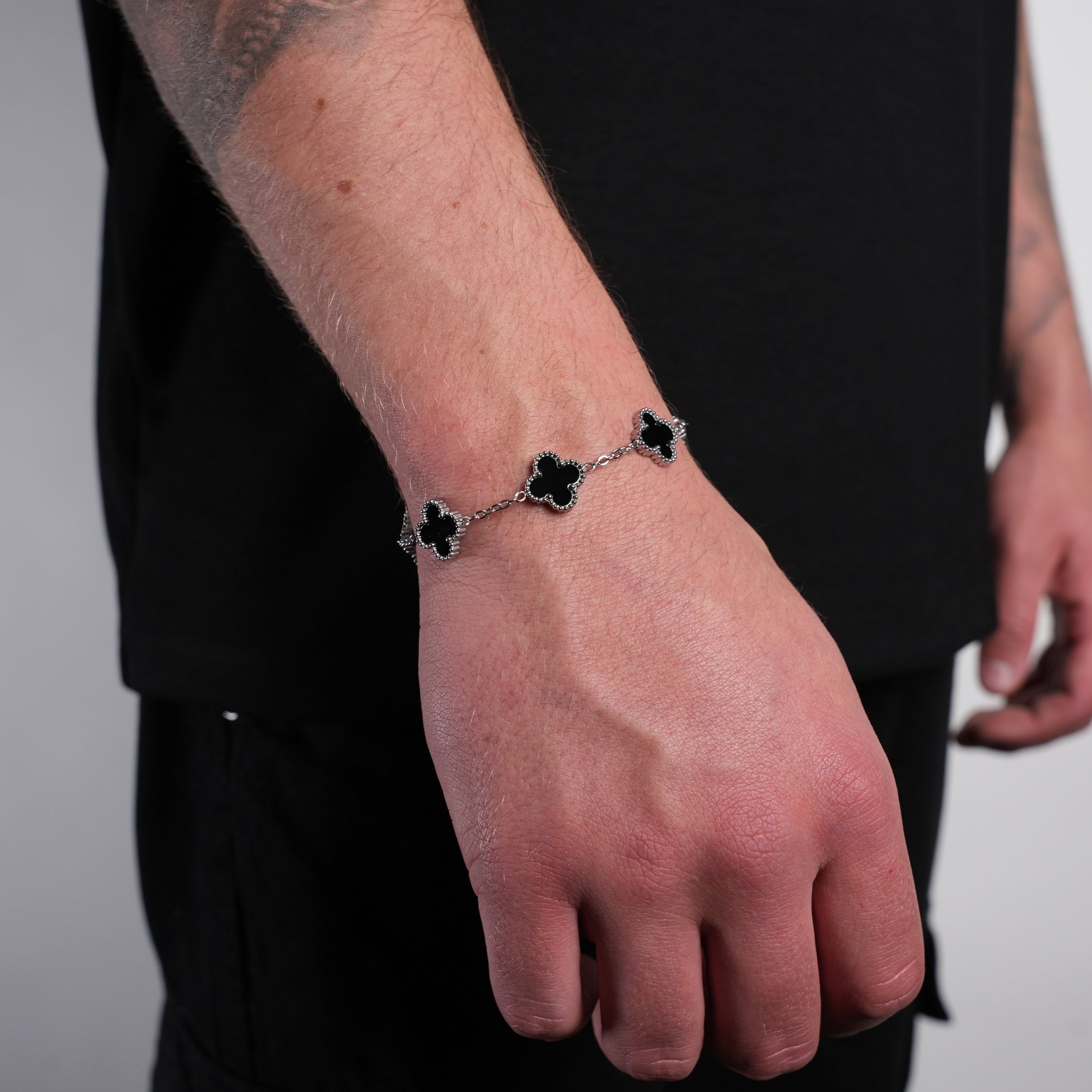 Silver Clover Bracelet (Black)