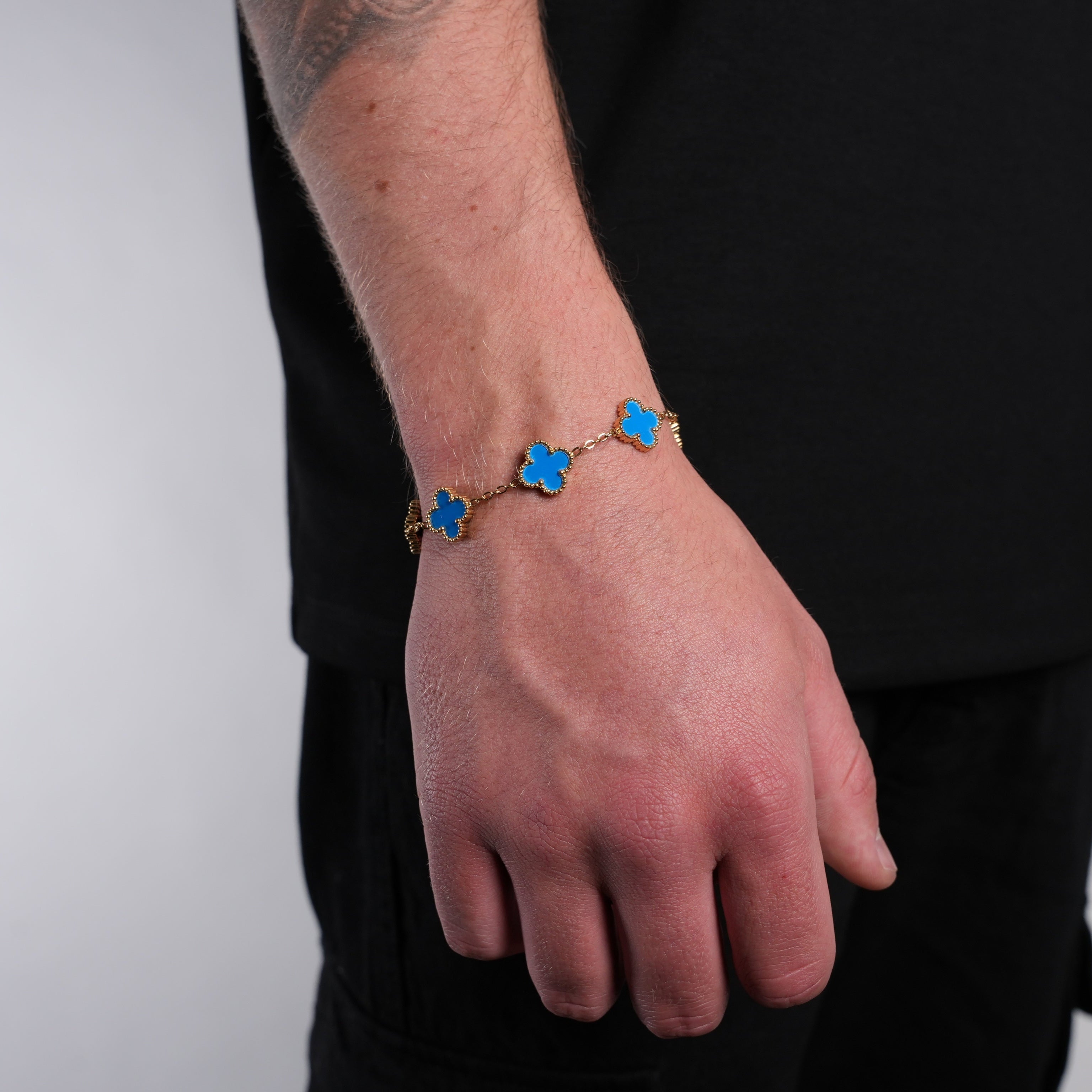 Gold Clover Bracelet (Blue)
