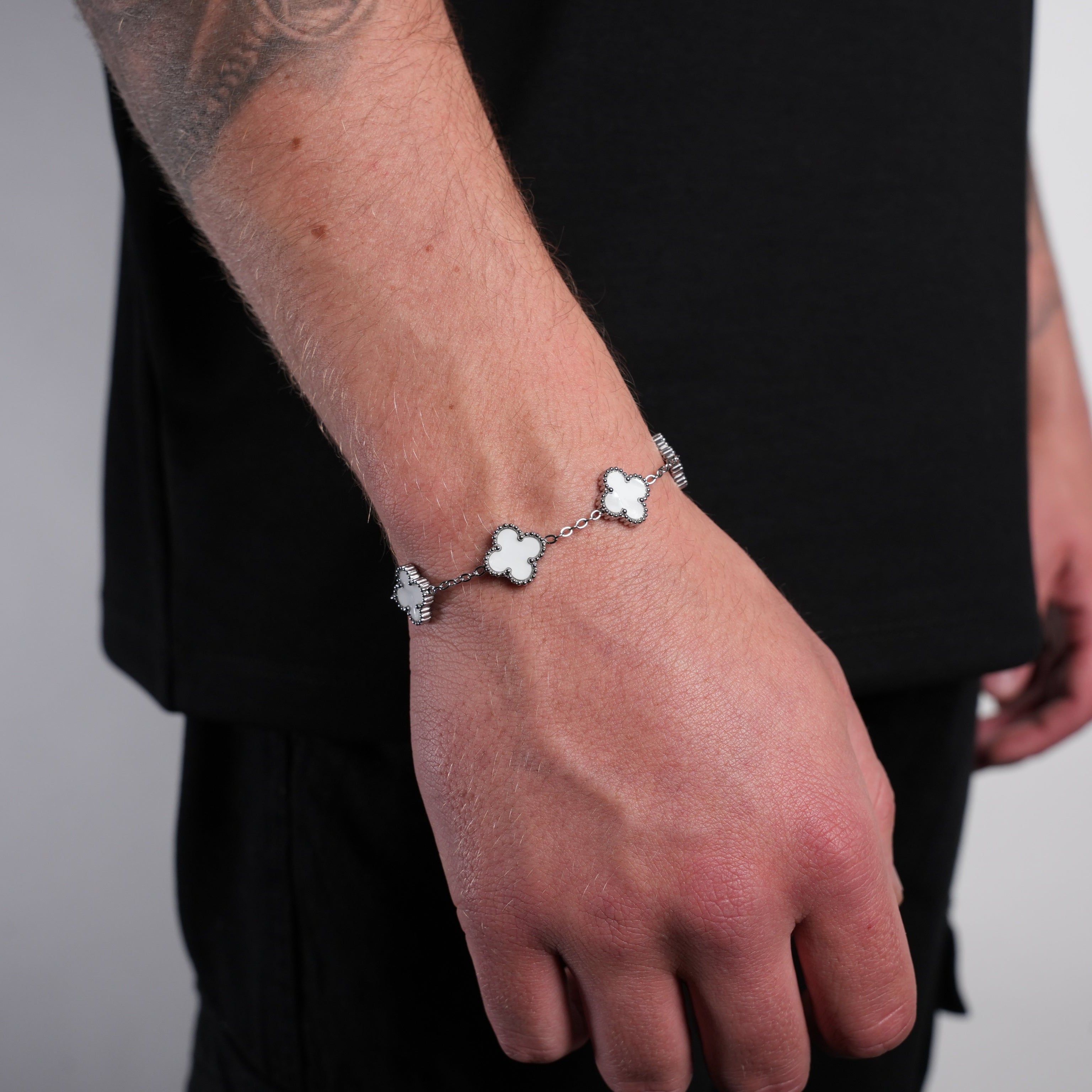 Silver Clover Bracelet (White)