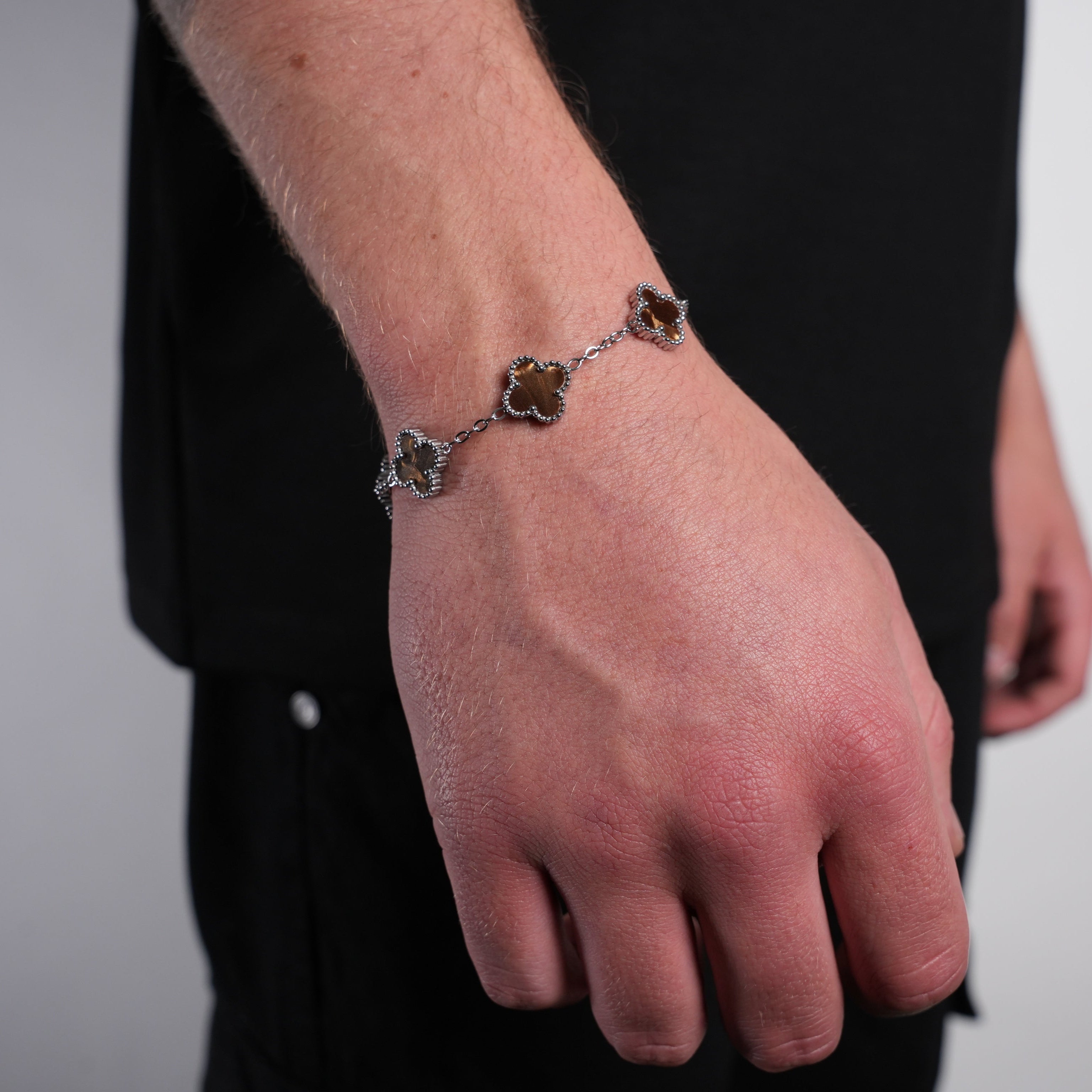 Silver Pearl Clover Bracelet (Chocolate)