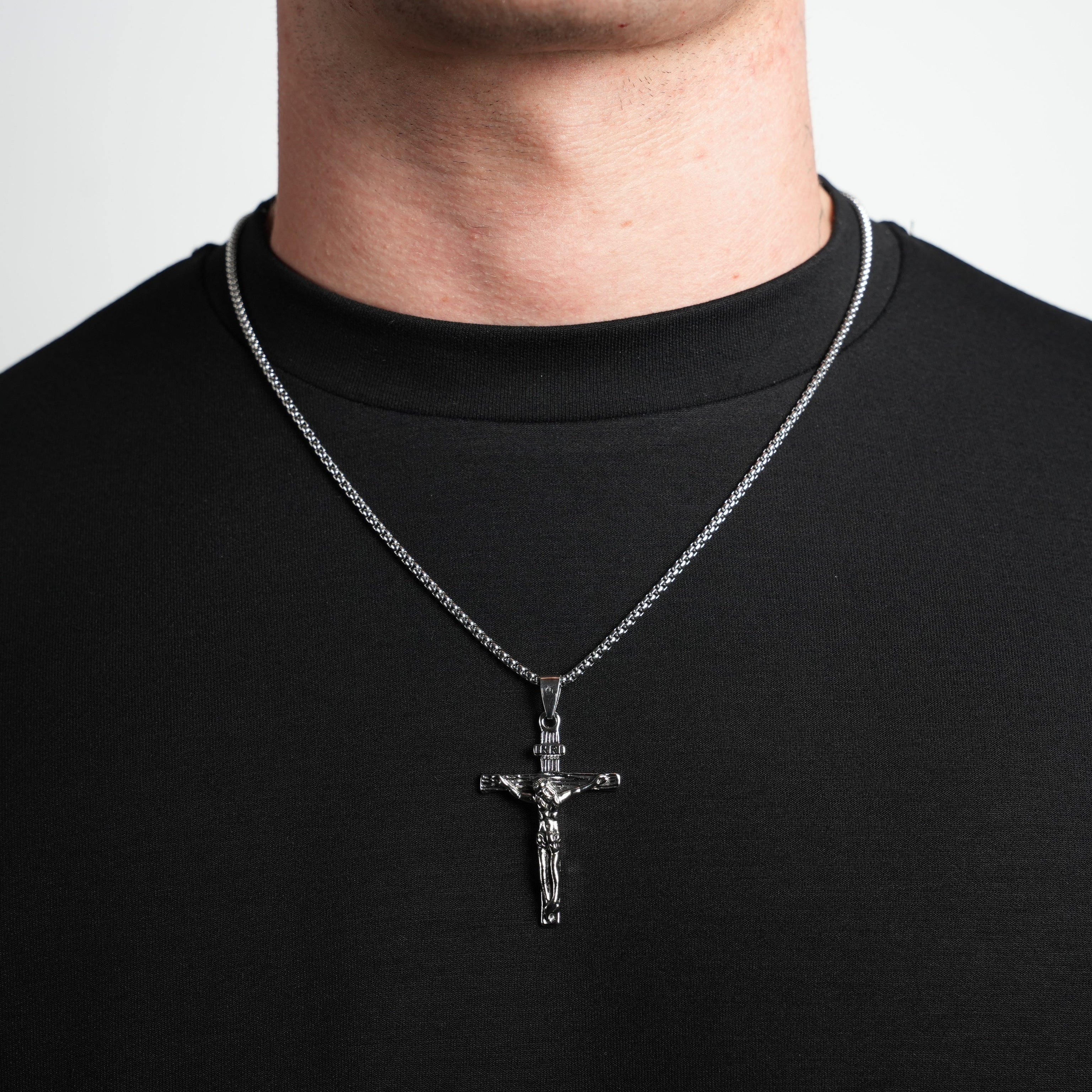 Crucifix Pendant (Silver)