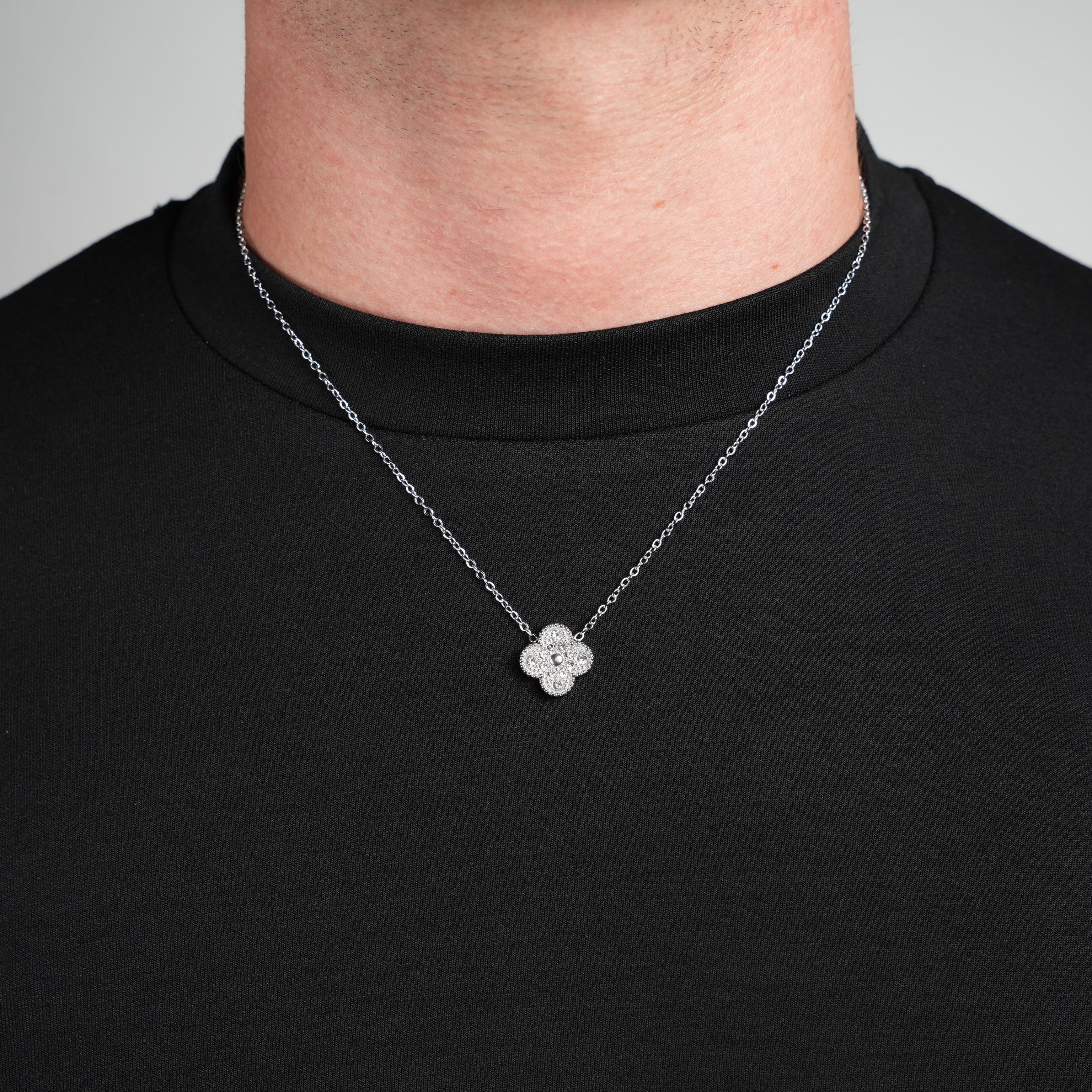 Diamond Single Clover Necklace (Silver)