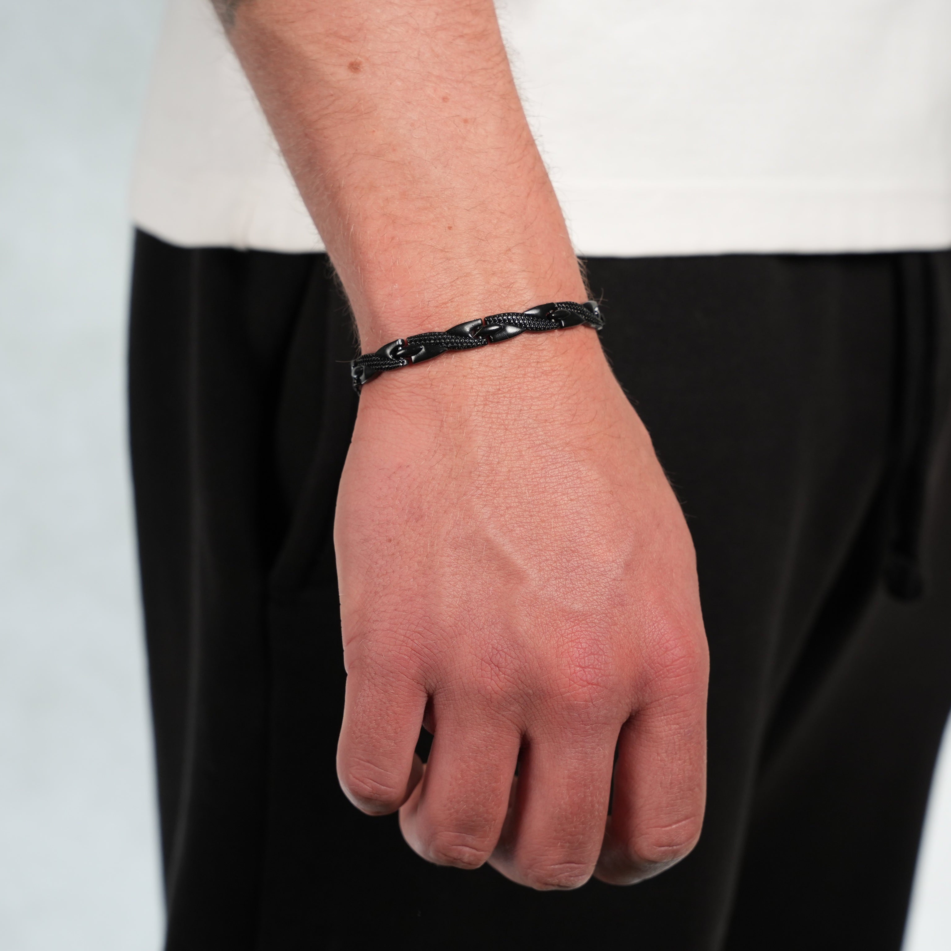 Dragon Clasp Bracelet (Black)