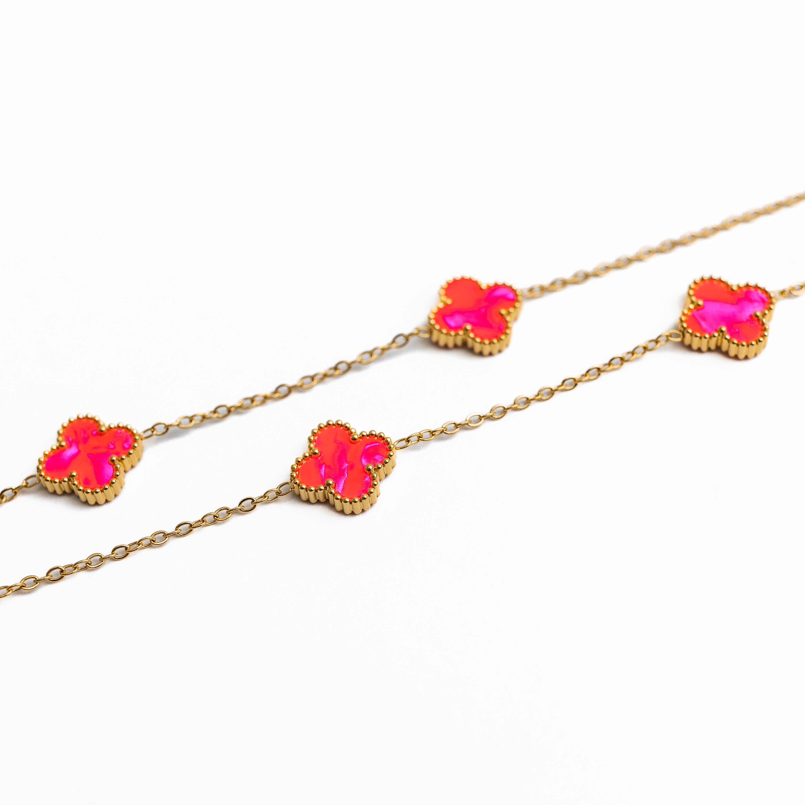 Gold Pearl Clover Necklace (Pink)