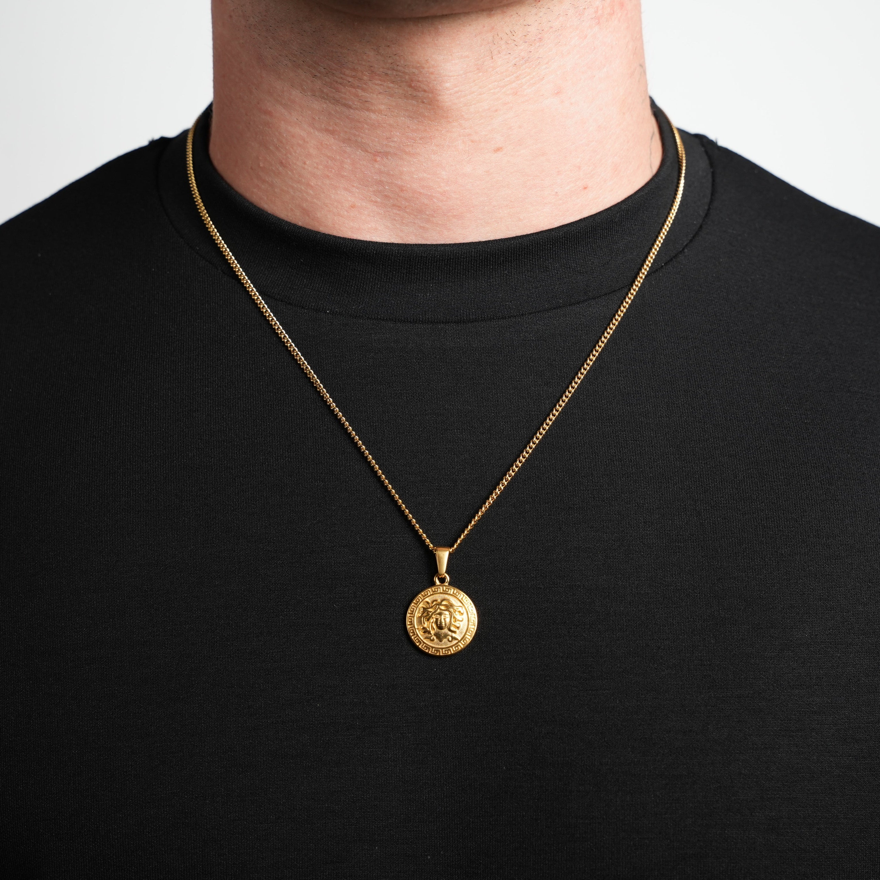Medusa Pendant (Gold)