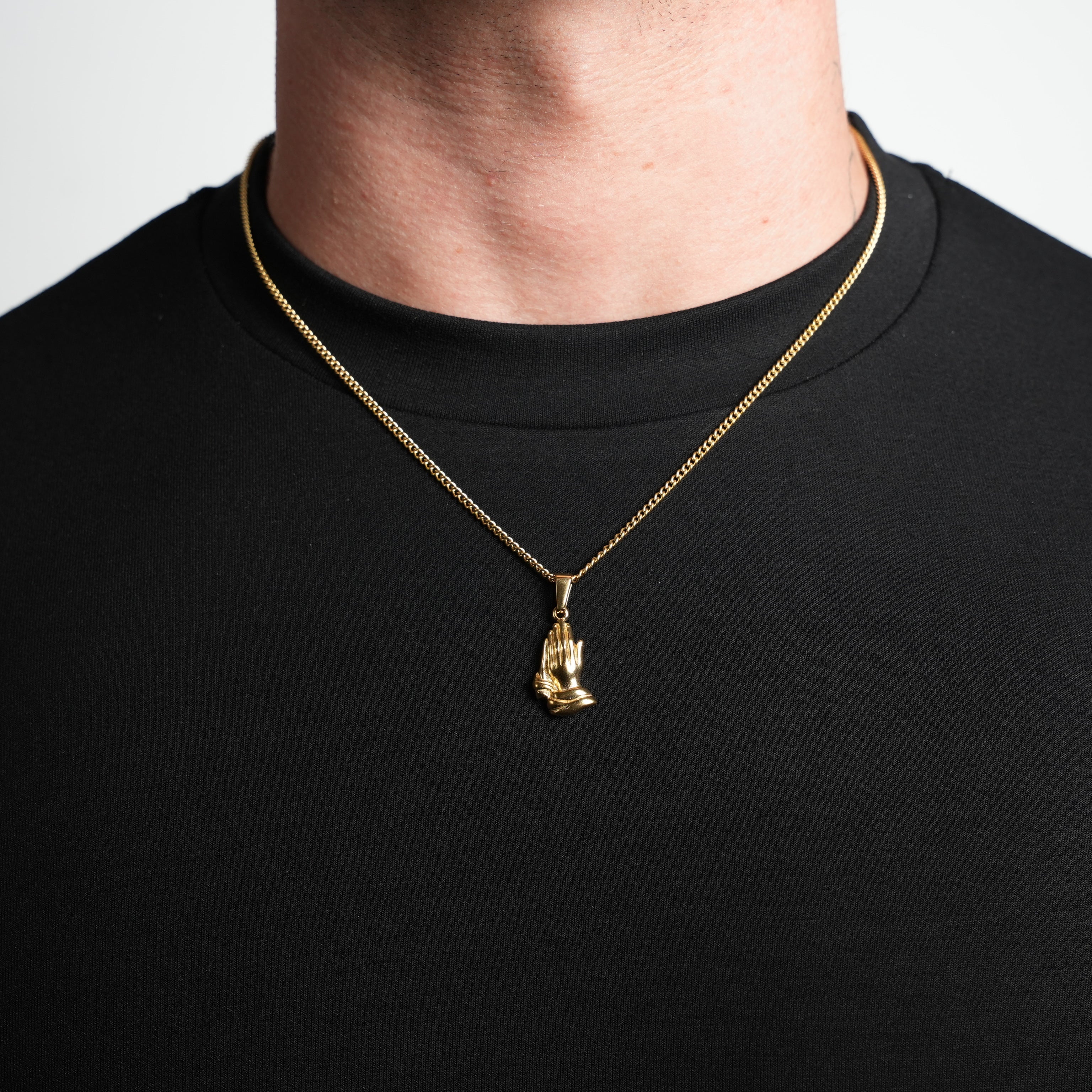 Praying Hands Pendant (Gold)