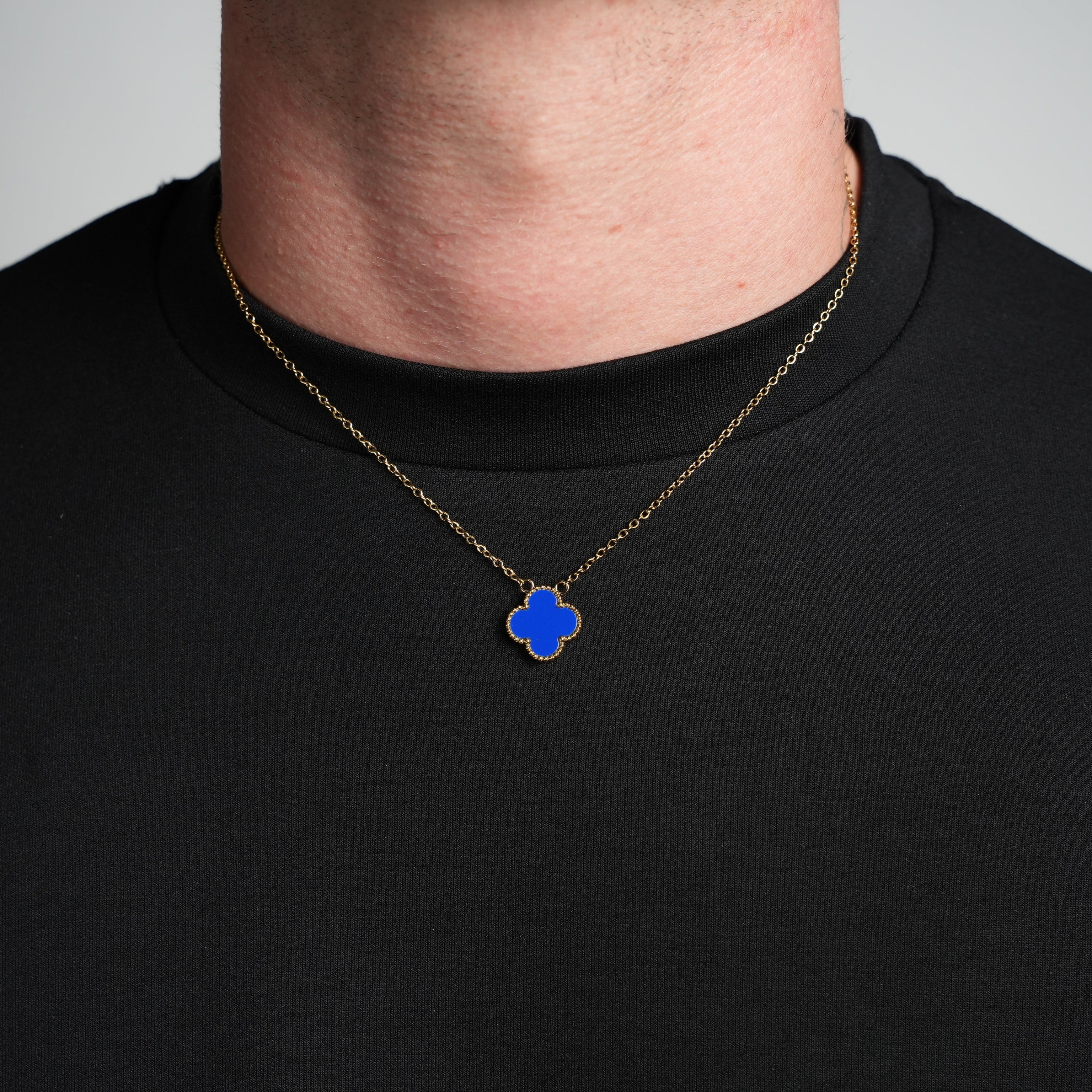 Gold Single Clover Necklace (Navy)