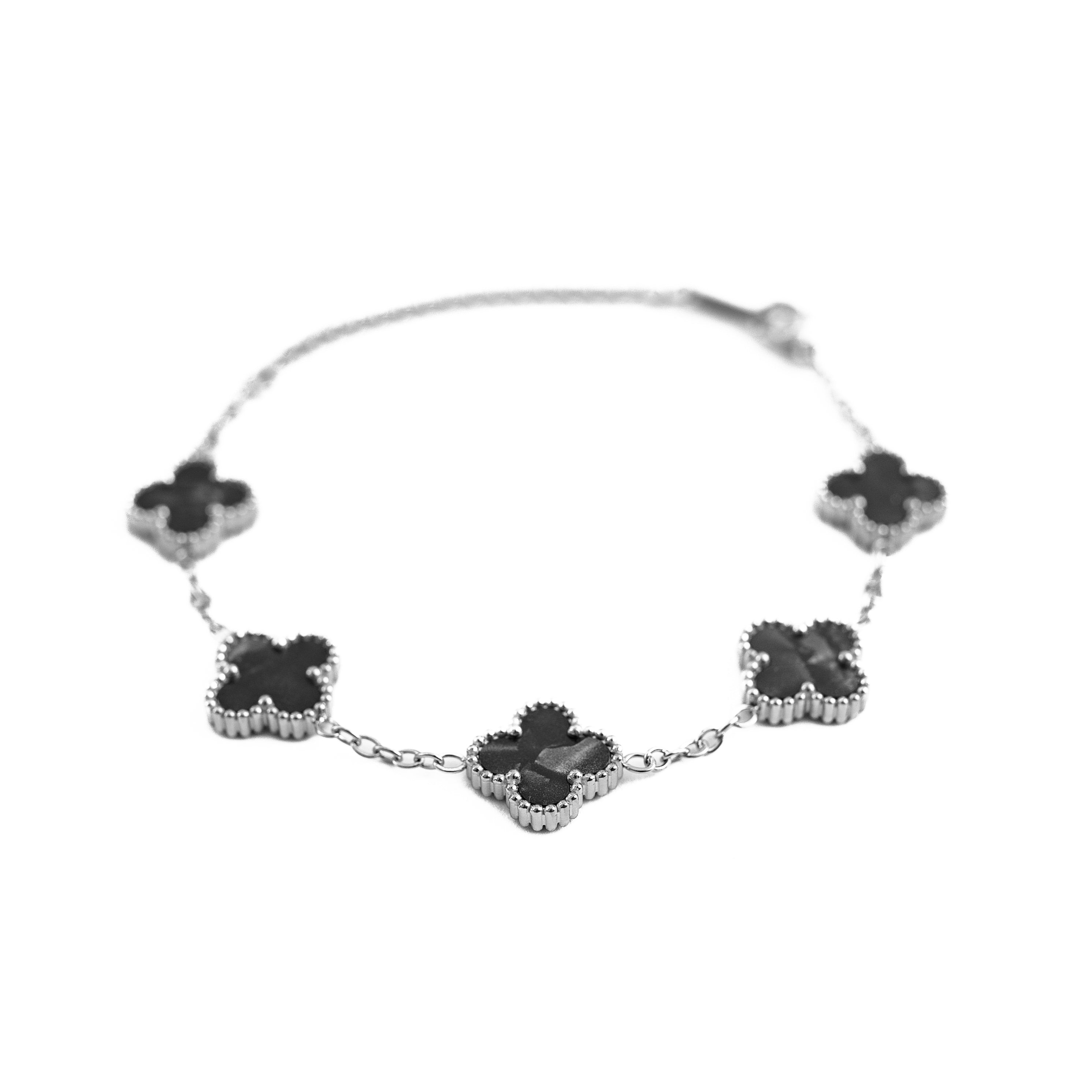 Silver Pearl Clover Bracelet (Black)