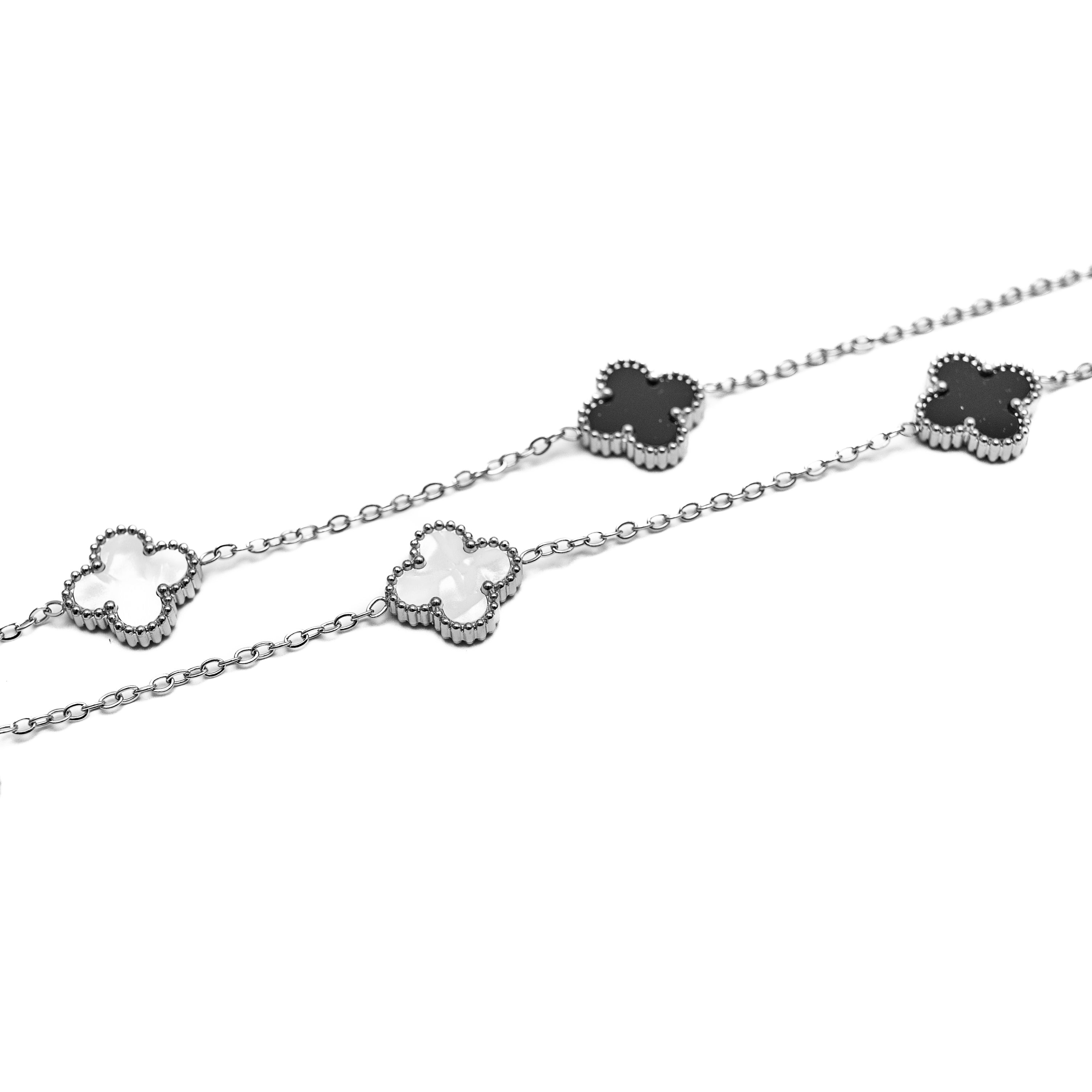 Silver Clover Necklace (Mono)