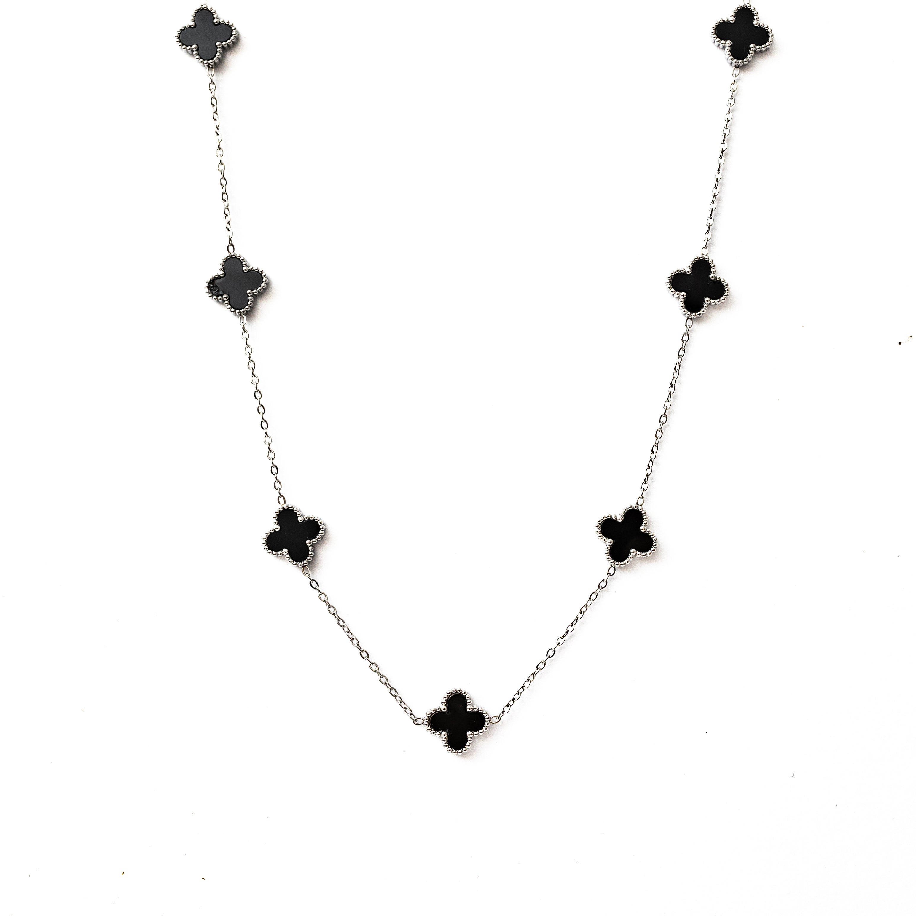 Clover Necklace (Silver/Black)