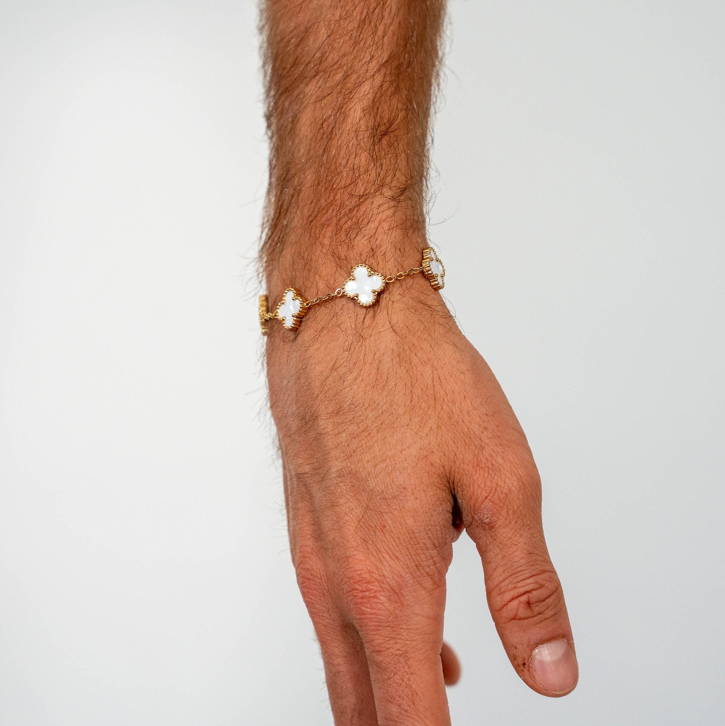 Clover Bracelet (Gold/White)