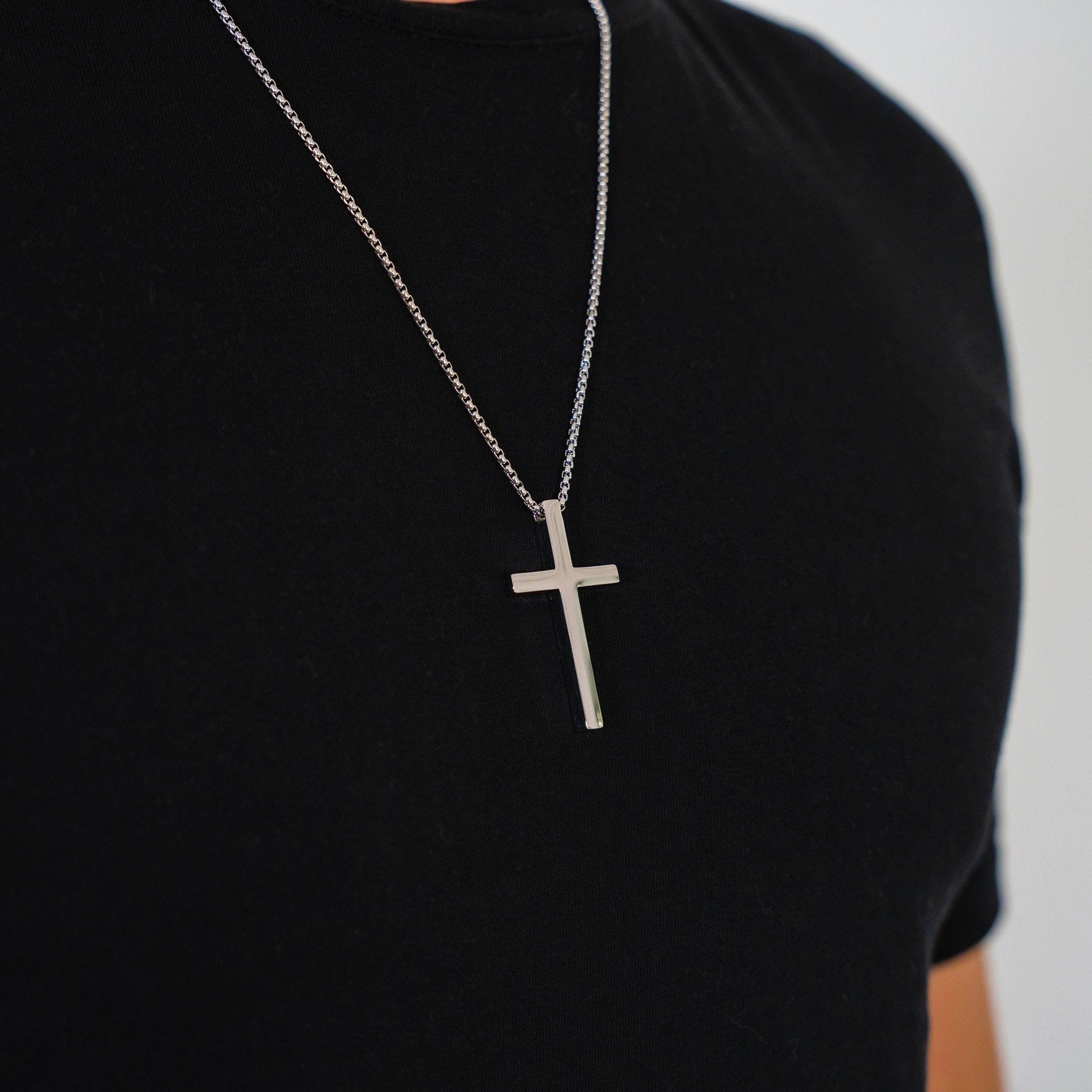 Cross Pendant (Silver)