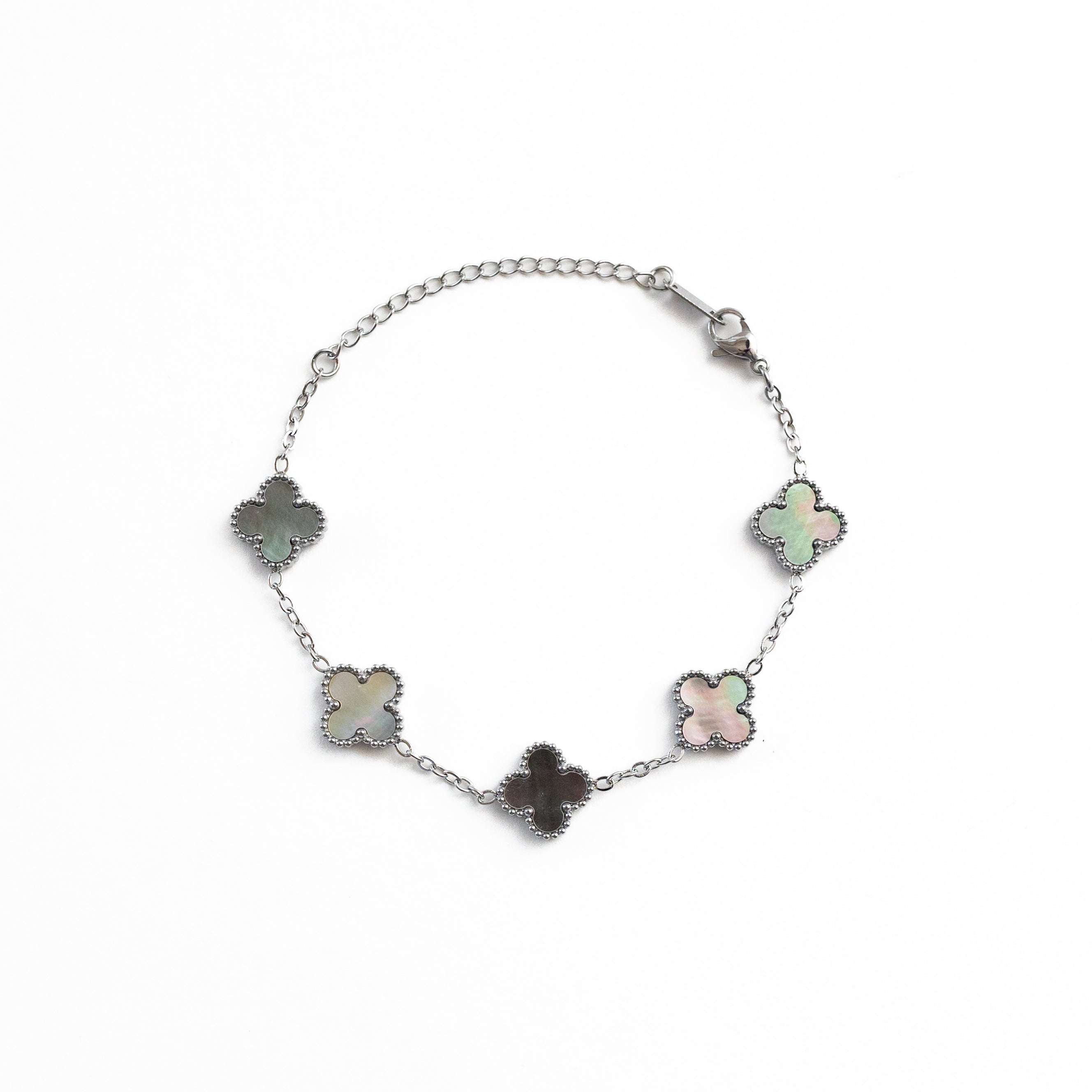 Silver Shine Clover Bracelet (Black)